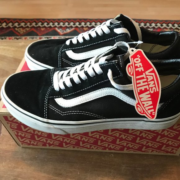 Vans Shoes - Vans Old Skool Core Classics Black and White 9